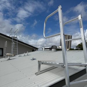 Safe access for multi-level roof structure - Height Dynamics